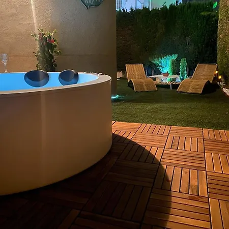 Elegant With Jacuzzi Torrevieja