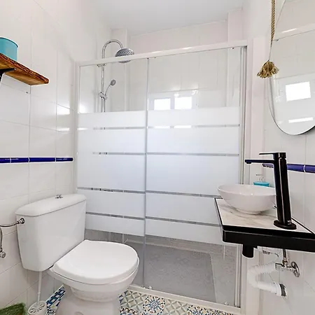 Holiday home Elegant With Jacuzzi *